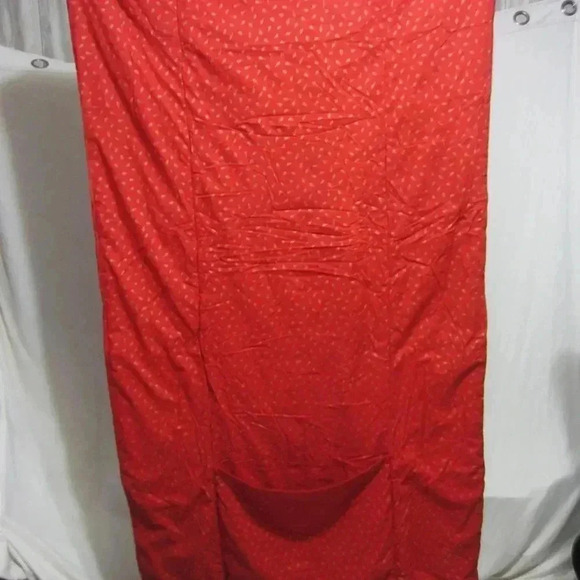 EUC QUILLOW (PILLOW/QUILT) RED/GOLD 72" X 41".HANDMADE (?) - Picture 2 of 6